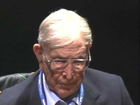 The difference between winning and succeeding | John Wooden | TED