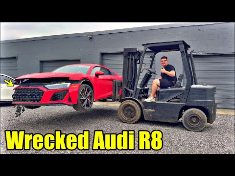 Rebuilding A Wrecked 2023 AUDI R8 FROM THE SALVAGE YARD!