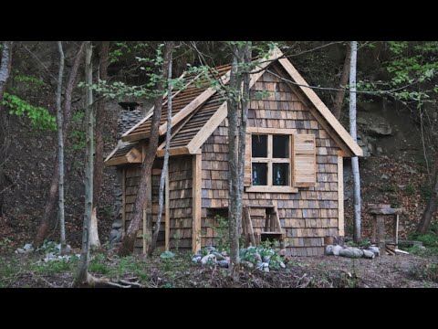 The pallet house is ready. Caught fish for dinner