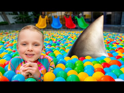 Hajäventyr i poolen! 🦈💦