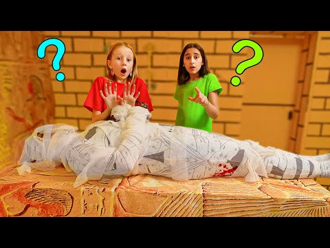 ¡Sorpresa en la tumba! Nastya encuentra una momia mágica