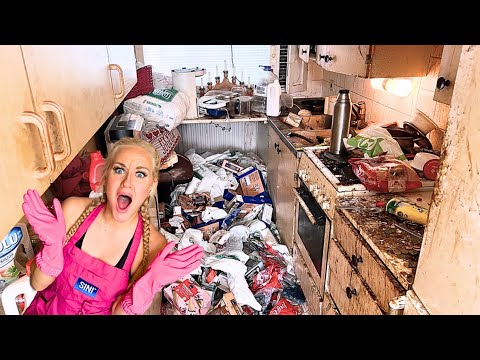 10 Year Renter Left Behind a HORRIFIC MESS!!!
