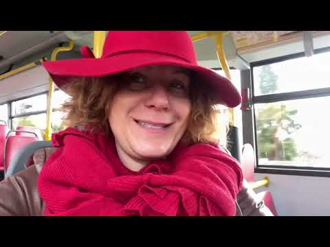 Цветочный  воришка.  Цветы с помойки зАмкового   сада .  Украла для себя и для вас  - женщины ))