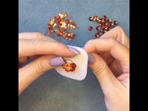 Цветок из пайеток мини-МК