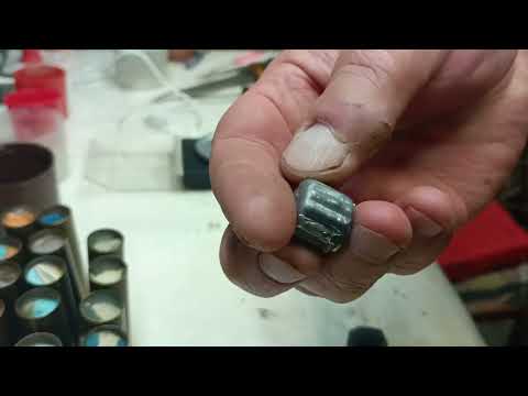 Disassembling old, other people's 12-gauge cartridges