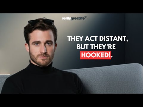 Avoidants Act Distant, But They’re Hooked! 9 Signs They’re Obsessed With You