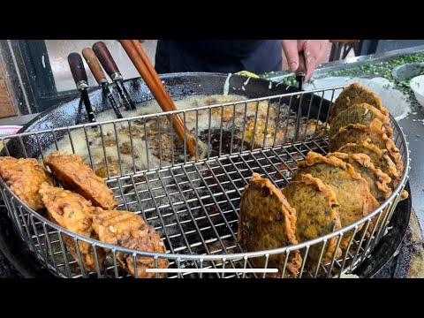 Crispy Tempura Oyster Fritter,Fried Vegetables,Taiwanese Street Food/獨家特製辣！三代老店 酥炸蚵嗲,肉嗲,炸粿-台灣街頭美食