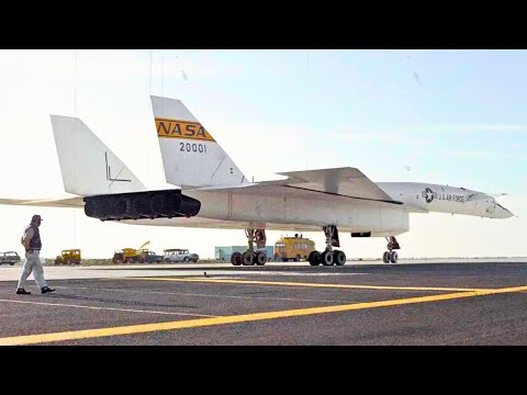 The XB-70 Could Fly NYC to Moscow in 2 Hours — Forcing the Soviets to Rethink Air Defense