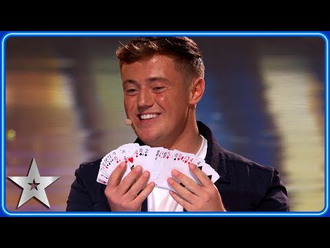Harry Moulding does UNBELIEVABLE magic act on ROLLERCOASTER! | Auditions | BGT 2025
