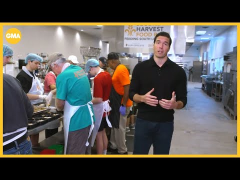 Food banks brace for hunger crisis as SNAP benefits expire