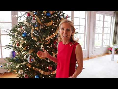 HOUSE TOUR | Connecticut Governor and First Lady Lamont's Christmas Decorations