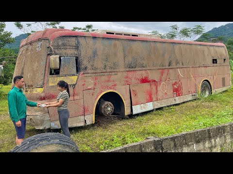 Girl's Challenge to Restore A Dirty, Abandoned 46-Seat Hyundai Bus