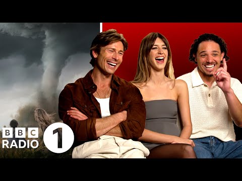 "It's very spooky!" Glen Powell, Daisy Edgar-Jones and Anthony Ramos talk Twisters and film clichés