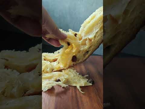 Panettone texture ~ when done right