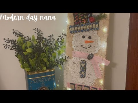 Gentle Winter Crafting: A Vintage Snowman Canvas with Thrifted Finds