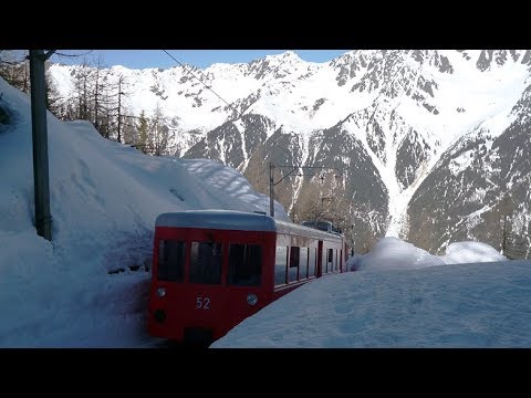 Auf winterlichen Gleisen dem Mont Blanc entgegen