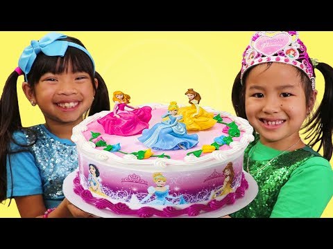 Emma & Jannie Pretend Play w/ Happy Princess Birthday Cake Surprise Party Toys