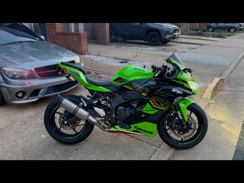 Ninja ZX4RR gets NEW Vandemon Full Titanium Exhaust!! BIG Flames, First Start!