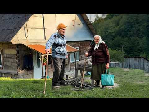 A Hard But Happy Old Age of an Elderly Couple in a Mountain Village Far From Civilization