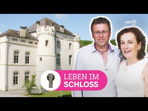 Completely renovated and restored - Living in Kewenig Castle | SWR Room Tour