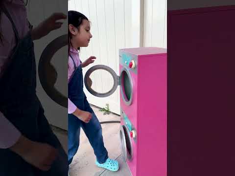 Ellie Eva & Charlotte Learn Pool Rules from the Lifeguard