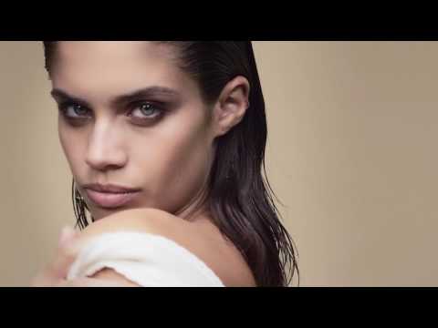 Sara Sampaio for Blumarine S/S 2017