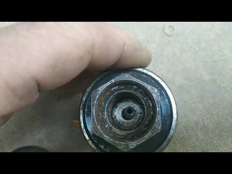 Ск6, уточнения по изменениям в сборке уплотнений гидроцилиндра привода молотильного барабана.