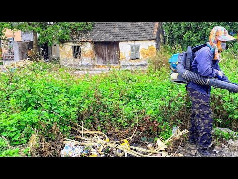 Single Mom NOBODY Helps Clean Old House Overgrown Grass Satisfied Transformation Shocking