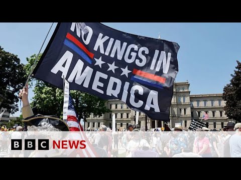 Mass protests against Trump across US as president holds huge military parade | BBC News