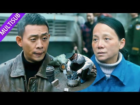 电饭锅里惊现尸块，窝囊警察张译人群中一眼锁凶，竟是老实巴交的中年妇！💥#cdrama  #张译   #以法之名  #他是谁