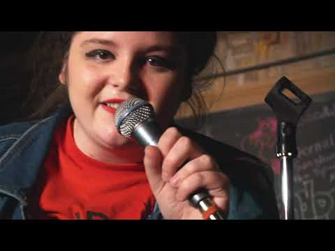 Megan Stalter at the Foxhole - May 3, 2019 (Chicago, IL)