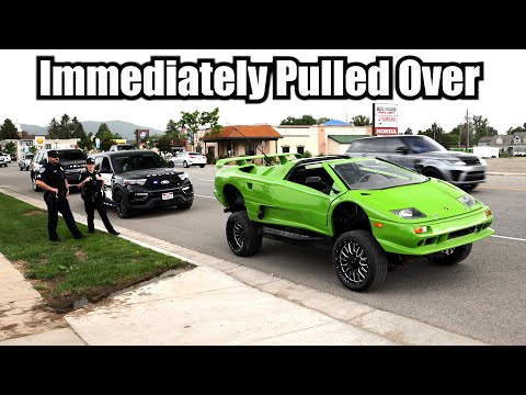 Confused Cops Pull Over my Fake Lifted Lamborghini
