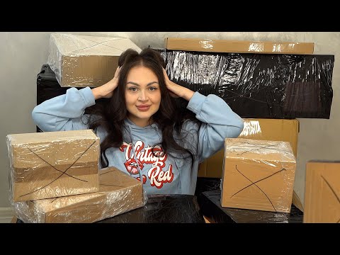 I bought BIG and EXPENSIVE Lost Parcels from the Post Office / Expensive Equipment Inside! / It P...