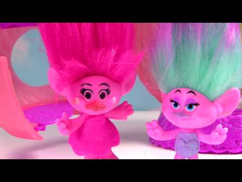 Trolls Movie Poppy Branch Get Hair Styled & at Hair Salon