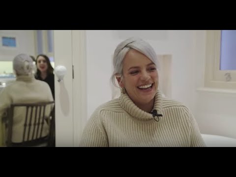 In The Bathroom With Lily Allen Part One