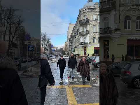 Ukraine 🇺🇦Life in Kiev. February 13, 2026. The Streets of Kiev, Ukraine. Streets Scenes.