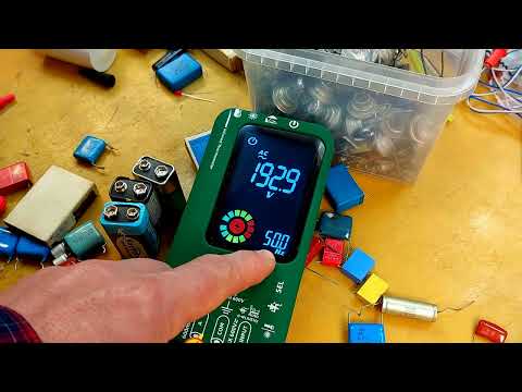 New BSIDE S30 device. Testing capacitors, zener diodes, and temperature. TV repair courses.