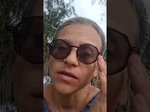 Hell at Vietnamese passport control. I drowned everyone in tears! What happened to my garden?