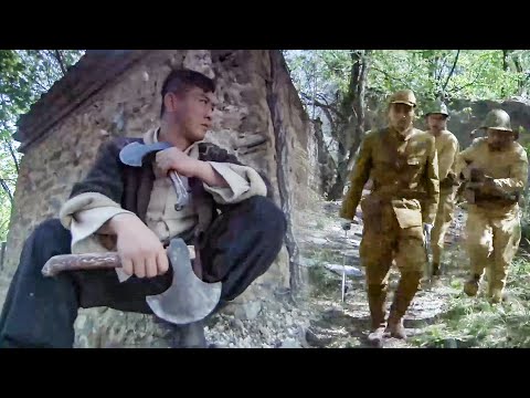 Chinese agent hide behind walls and wipe out the Japanese army with 1 small ax！