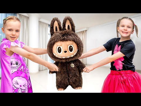 Dress, Backpack and Labubu 🧸 We learn to share!