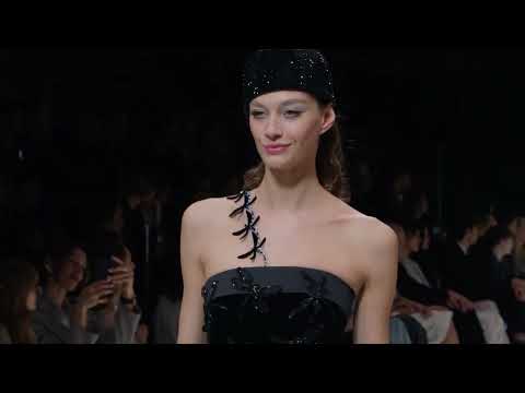 Giorgio Armani - 2024 Fall/Winter Womenswear Fashion Show