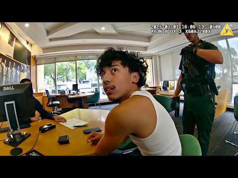 Banker Tricks Teen Scammer into Waiting For Police to Arrive #2