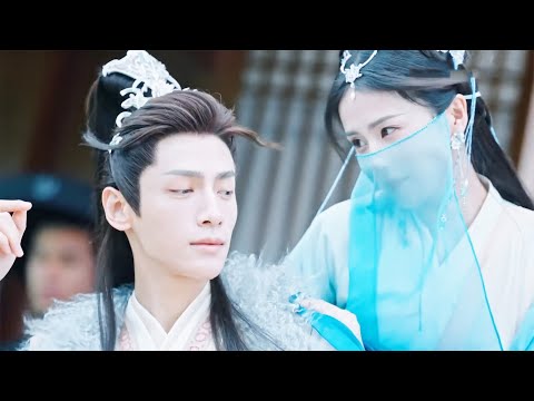 Bailu's dance is too enchanting, Luo Yunxi is captivated.