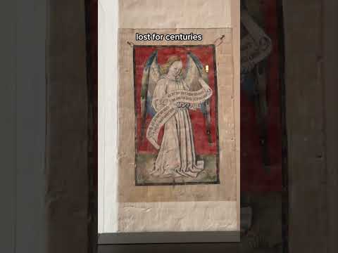 This is what Medieval Churches used looked like ⛪️