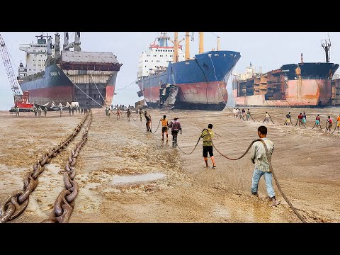 The Scary Process of Scrapping Massive Rusted Ships by Hands