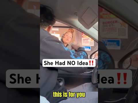 Drive-Thru Worker Did NOT Expect This 😱❤️ #viral #DriveThruSurprise #RandomActOfKindness