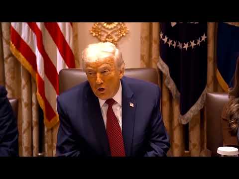 Trump unveils $12 billion aid package for farmers hit by trade war | REUTERS