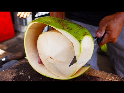 So Satisfying! Coconut Cutting Skill- Happy Yummy