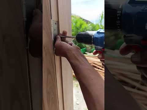 Mesin bor Dong Cheng pasang engsel pintu #mebelah #woodworking #dongcheng