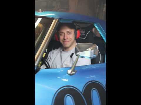 Firing up an INSANELY LOUD race car - Corvette 427